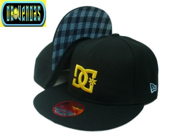 Snapback DC 01