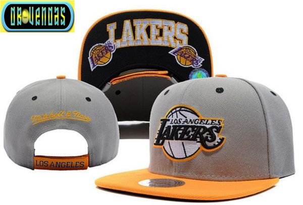 Velcro Snapback 01